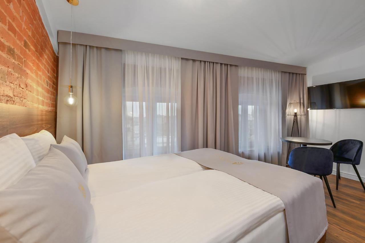 Krzywa Kamienica 3* Łódź
